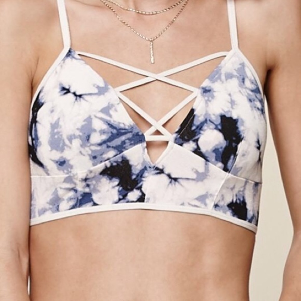 Pacsun Tie-dye, criss-cross bralette - Picture 7 of 8